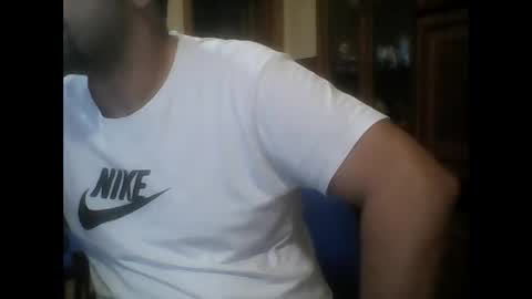 Snapshot of moli792 chatting on 02-16-26, 06:42 moli792 online show from 02-16-26, 06:42