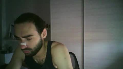 Snapshot of mollo20 chatting on 10-15-25, 01:55 mollo20 online show from 10-15-25, 01:55