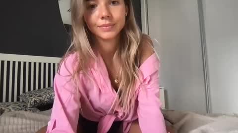 Molly online show from 12-03-24, 02:16