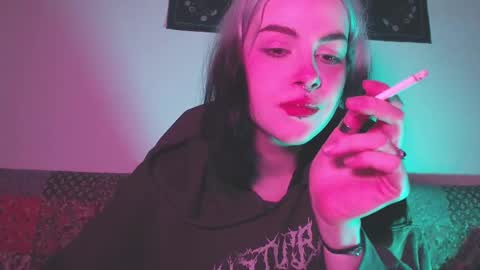 Molly Crow online show from 02-09-25, 10:00