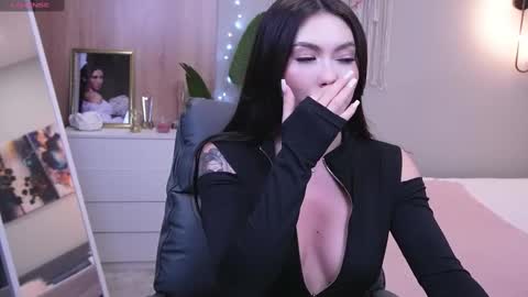 Snapshot of molly_jons chatting on 03-12-25, 07:24 Molly online show from 03-12-25, 07:24