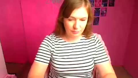 Molly online show from 10-25-25, 11:40