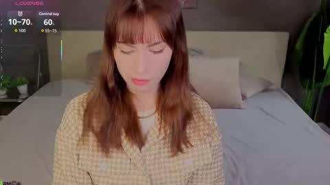 Molly online show from 11-10-25, 12:31