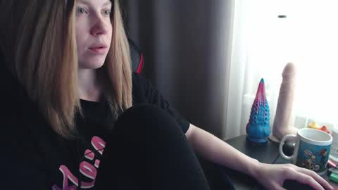 I have new photos come and see with love Molly online show from 03-11-25, 10:51
