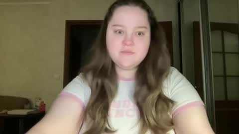 Alice online show from 10-22-25, 04:13