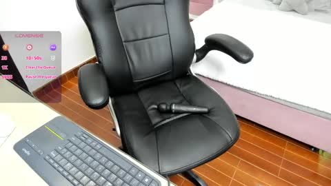 Molly  online show from 02-20-25, 11:31