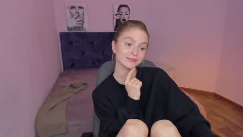 Snapshot of mollydangerous chatting on 12-05-24, 11:05 Taisha online show from 12-05-24, 11:05