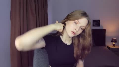 Snapshot of mollydangerous chatting on 12-14-24, 08:02 Taisha online show from 12-14-24, 08:02