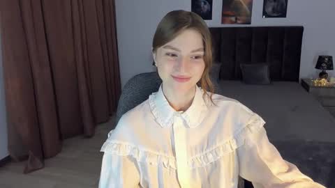 Snapshot of mollydangerous chatting on 01-10-25, 08:51 Taisha online show from 01-10-25, 08:51