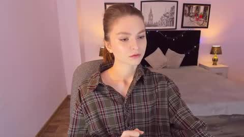 Snapshot of mollydangerous chatting on 01-15-25, 07:48 Taisha online show from 01-15-25, 07:48