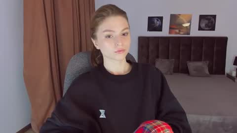 Snapshot of mollydangerous chatting on 01-16-25, 08:00 Taisha online show from 01-16-25, 08:00