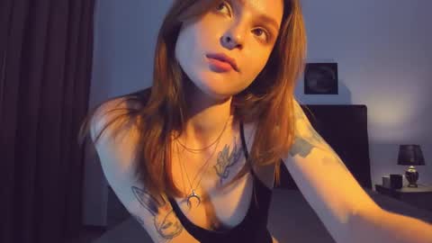 Snapshot of mollydangerous chatting on 01-23-25, 11:15 Taisha online show from 01-23-25, 11:15