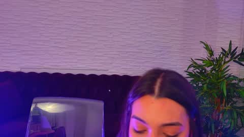 Snapshot of mollydolley chatting on 02-03-26, 02:53 Julia online show from 02-03-26, 02:53