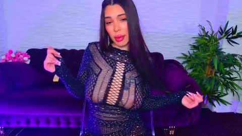 Snapshot of mollydolley chatting on 02-23-26, 08:28 Julia online show from 02-23-26, 08:28