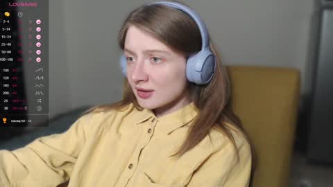 mollytucker online show from 12-08-24, 01:58