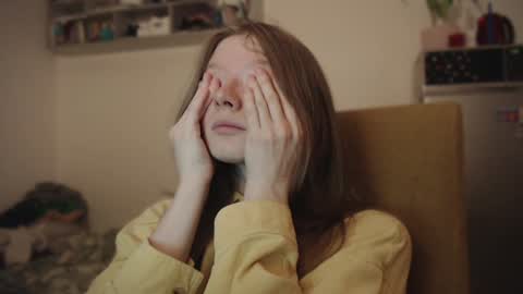 mollytucker online show from 01-05-25, 04:06