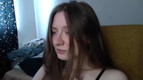 mollytucker online show from 03-02-25, 09:21