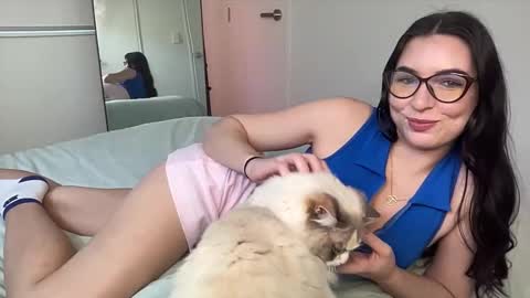 Snapshot of mollyy2006 chatting on 10-01-25, 11:22 Molly online show from 10-01-25, 11:22