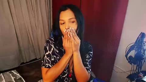 Snapshot of mommyjeva chatting on 10-22-25, 01:06 Mommy Jeva online show from 10-22-25, 01:06