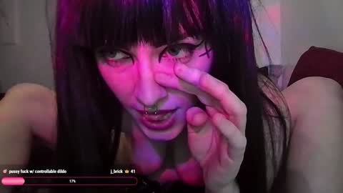 Snapshot of mommynatrix chatting on 02-26-25, 01:21 Mommynatrix online show from 02-26-25, 01:21