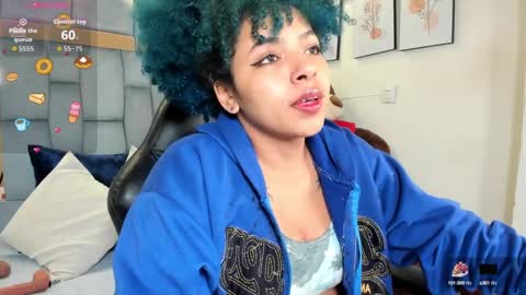 Snapshot of momo_ayasse chatting on 09-14-25, 12:48 Momo online show from 09-14-25, 12:48