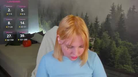 Snapshot of mon1ca_jones chatting on 10-25-25, 02:08 mon1ca_jones online show from 10-25-25, 02:08