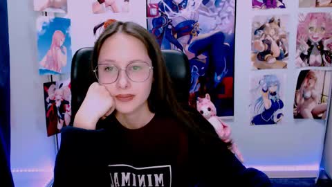 Snapshot of mona_cloud chatting on 03-09-25, 12:31 Mona online show from 03-09-25, 12:31