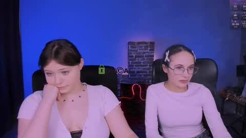 Snapshot of mona_cloud chatting on 01-06-26, 08:45 Mona online show from 01-06-26, 08:45