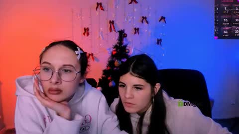 Snapshot of mona_cloud chatting on 01-08-26, 08:00 Mona online show from 01-08-26, 08:00