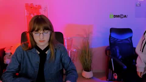 Snapshot of mona_cloud chatting on 01-11-26, 08:03 Mona online show from 01-11-26, 08:03