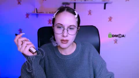 Snapshot of mona_cloud chatting on 01-13-26, 08:36 Mona online show from 01-13-26, 08:36