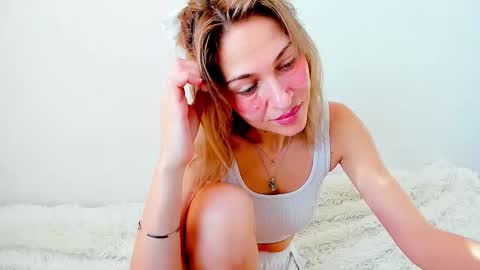 Mona online show from 03-09-25, 05:22