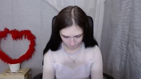 monakali online show from 09-19-25, 06:26