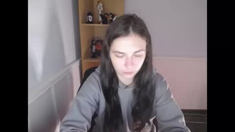 monakali online show from 10-27-25, 07:34