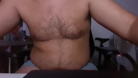 Snapshot of monica35milf chatting on 09-20-25, 12:00 MonicaLuigi online show from 09-20-25, 12:00