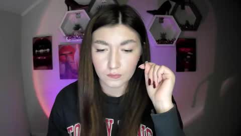 sweet girl and shine body online show from 09-24-25, 07:01