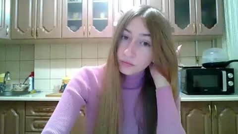 Monica online show from 04-07-26, 08:09