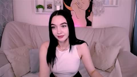 Monica online show from 09-20-25, 04:46