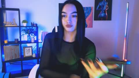 Monica online show from 12-18-25, 03:34