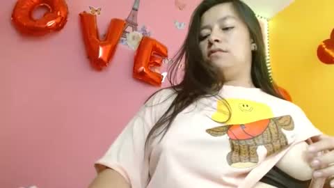 Snapshot of monickhot303av chatting on 02-18-25, 07:32 monickhot303av online show from 02-18-25, 07:32