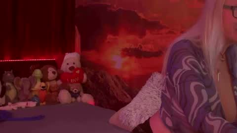 Snapshot of monicutex chatting on 02-14-25, 07:38 Monika    online show from 02-14-25, 07:38