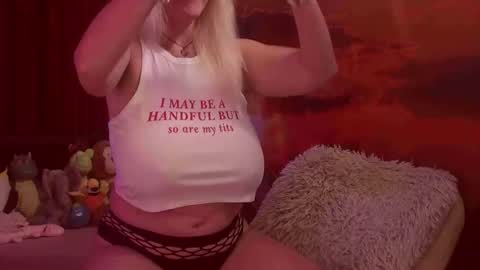 Monika    online show from 02-01-26, 02:43