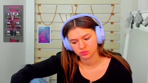 Monika online show from 12-30-24, 11:48