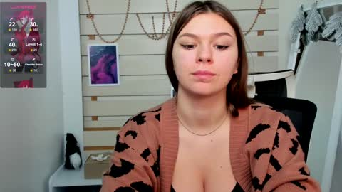 Monika online show from 01-10-25, 07:57