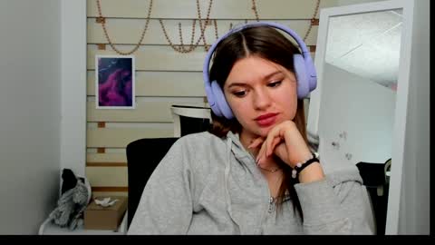 Monika online show from 01-19-25, 02:17