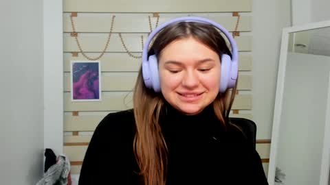 Monika online show from 02-08-25, 04:47