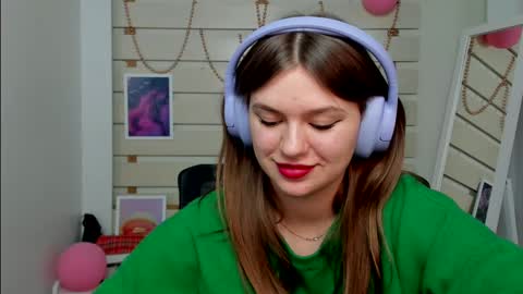 Monika online show from 02-27-25, 10:48