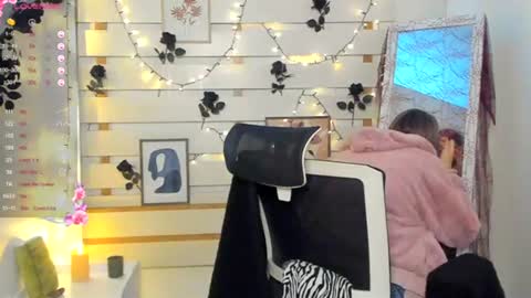 Monika online show from 10-30-25, 02:07