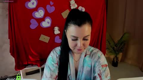 Snapshot of monikamartinez chatting on 02-12-26, 04:18 MoniKa online show from 02-12-26, 04:18