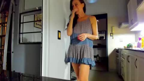 Monikfree online show from 12-17-24, 09:39